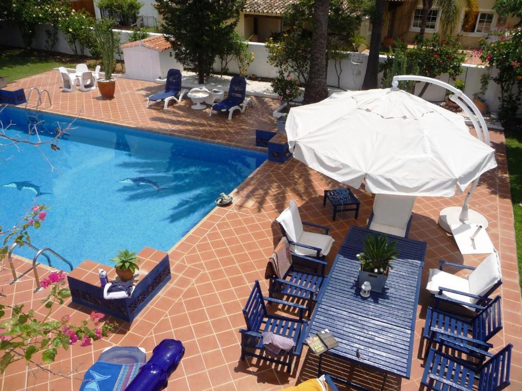 Globales Cortijo Blanco Hotel Marbella Exterior foto
