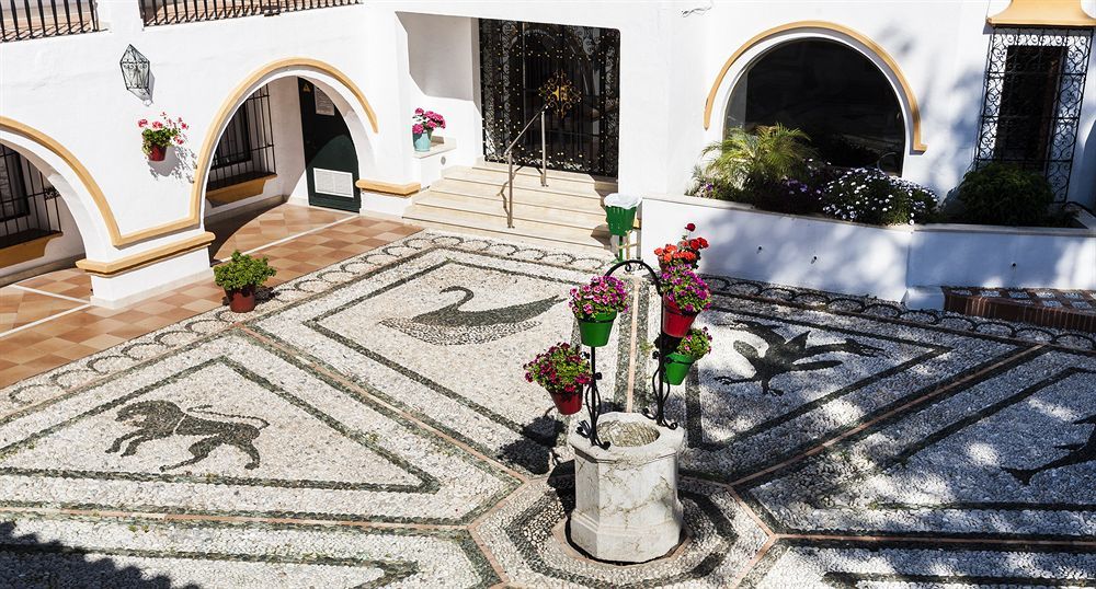 Globales Cortijo Blanco Hotel Marbella Exterior foto